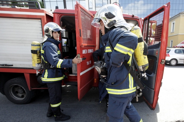 1.300 προσλήψεις για εποχική εργασία στην Πυροσβεστική